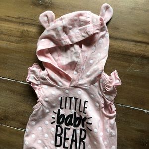 Newborn outfit